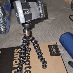 Adjustable Tripod 