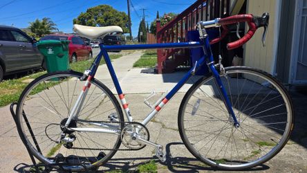 Nice Road Bike 59cm