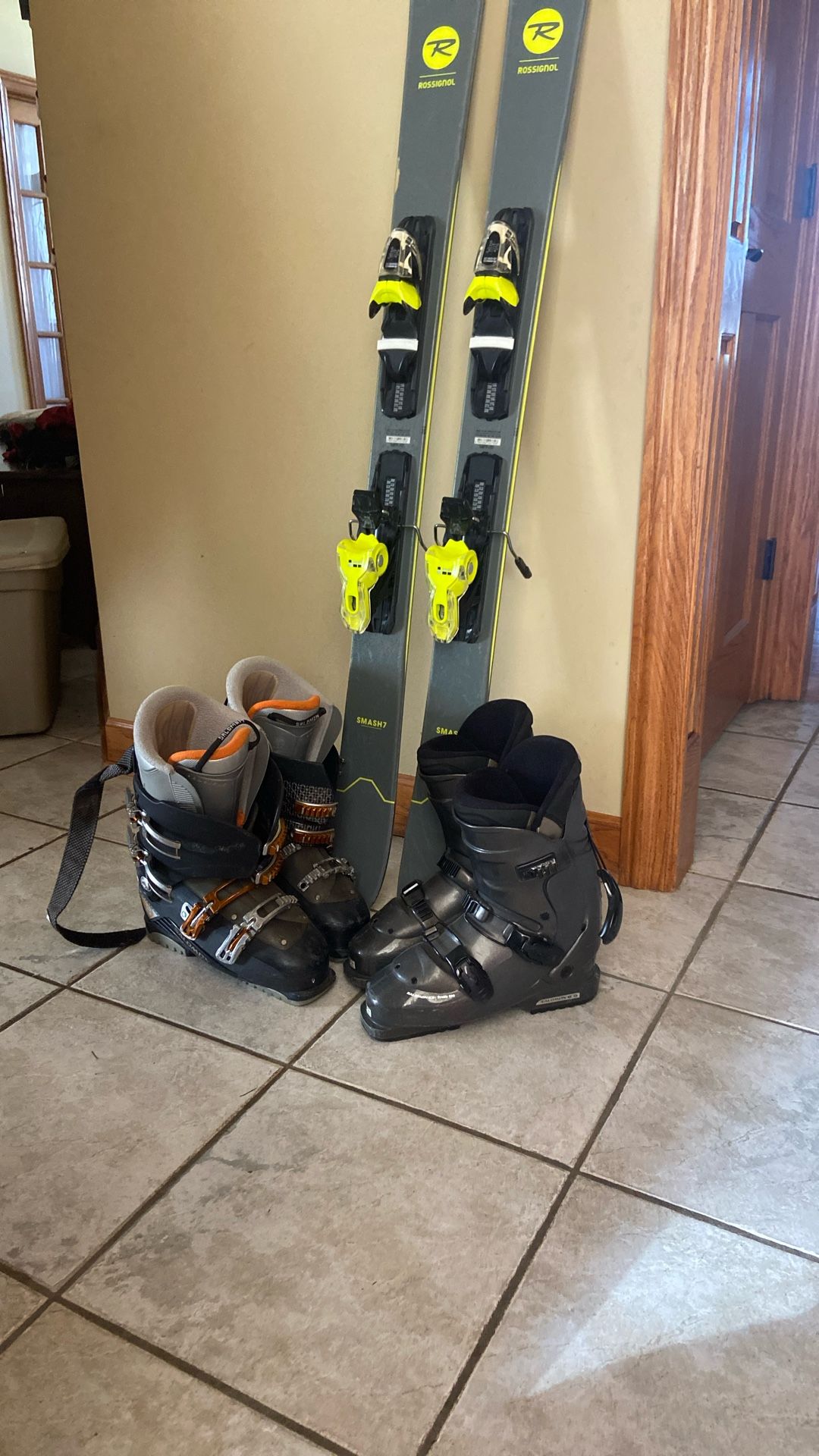 Rossignol Skis 150, Salomon Boots Sz 28 & 27.5