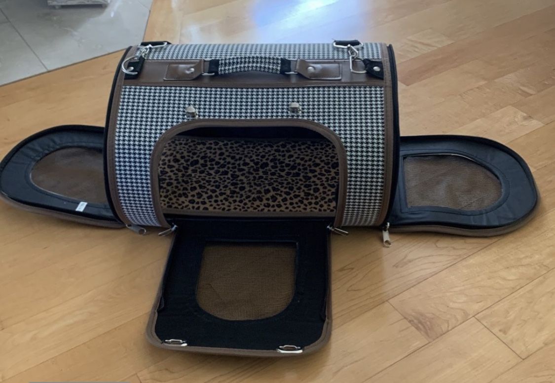 Pet Carrier