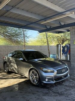 2015 Infiniti Q50