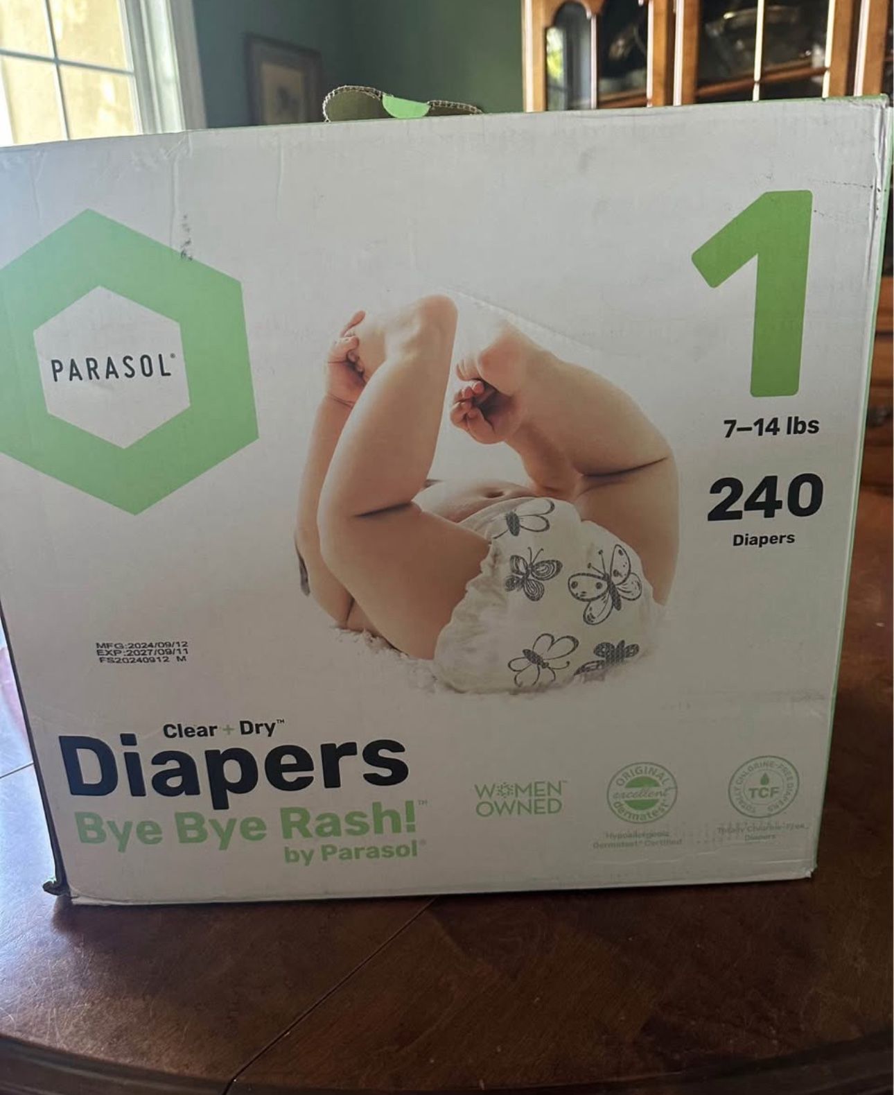 Parasol Diapers AND wipes