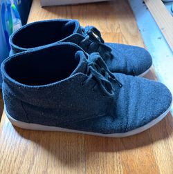 Men’s Gray / Charcoal Tom’s Shoe sz 10.5