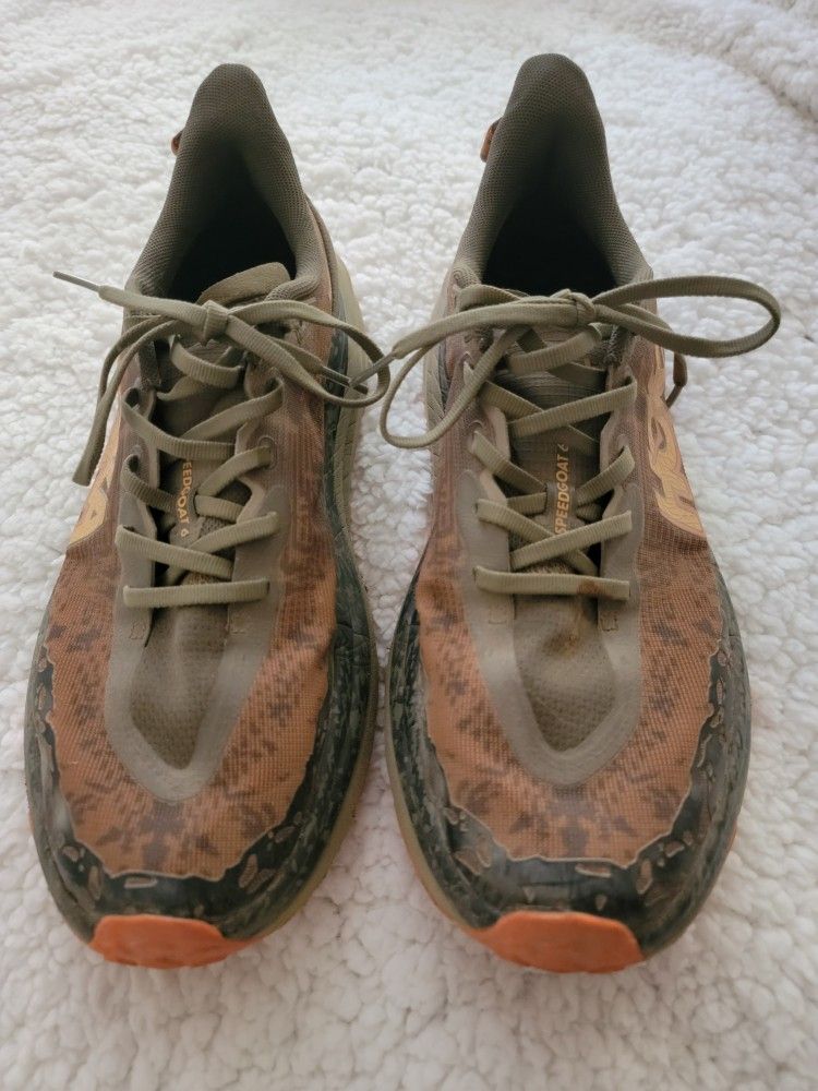 Hoka Speedgoat 6 Size 11.5 Mens