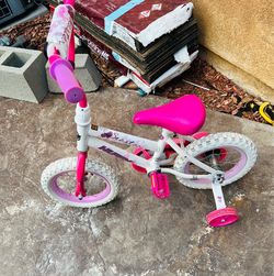 sGirl bike size 3 to 4 years