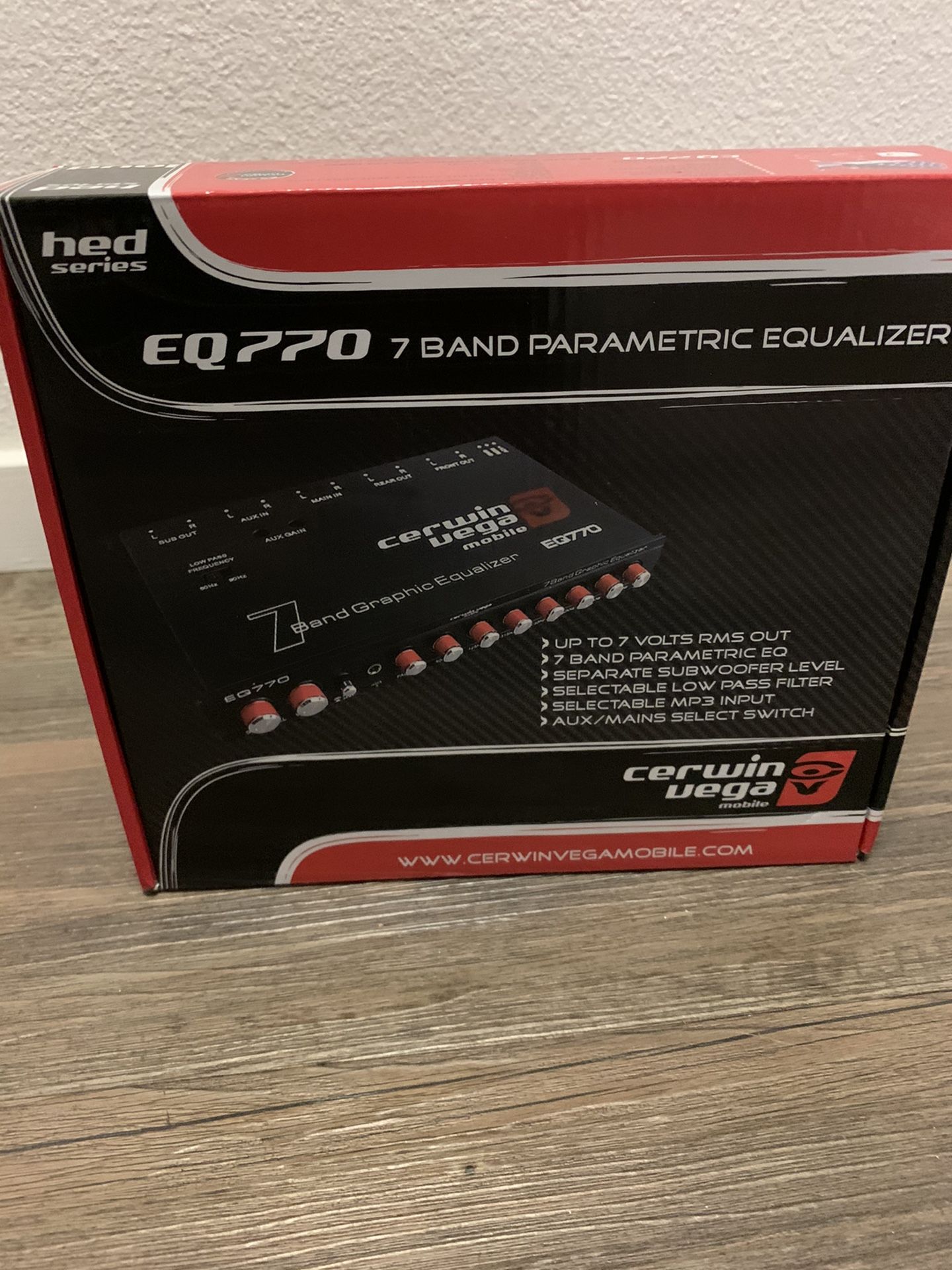 Brand new Cerwin Vega EQ 770