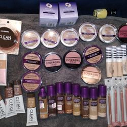 CoverGirl (Bundle Deal) 44ct Makeup 
