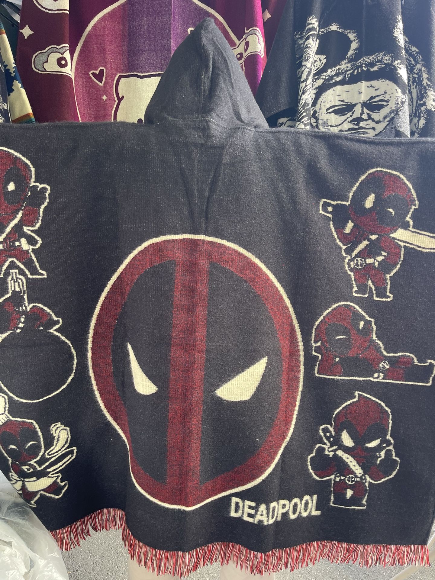 Poncho Deadpool