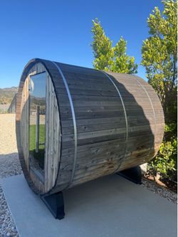 Barrel Sauna - 4 + people