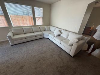 Large L-Shaped Sectional Sofa, same day delivery 🚚, no credit needed, zero money down !!!
