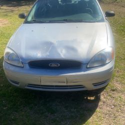 2006 Ford Taurus