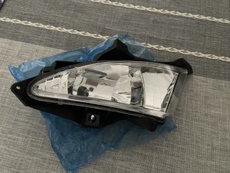 Hyundai ELANTRA 2007-2010 Passenger Fog Light Assembly