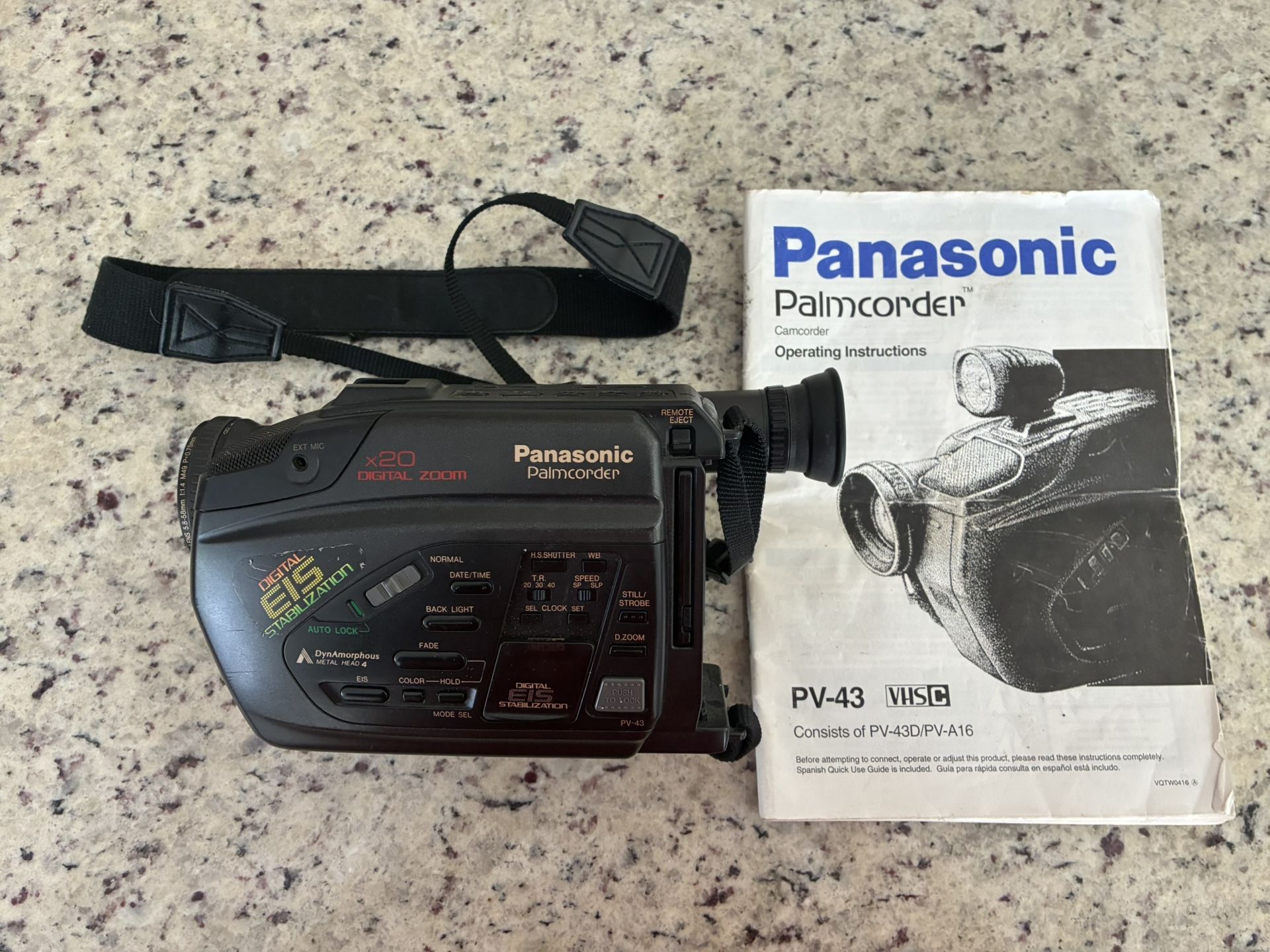 Panasonic Palmcorder X20 Digital Zoom Model PV-43D Hand Held Video Recorder