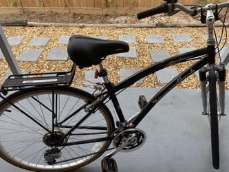 Diamond Black Crestview Bike 26