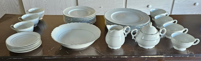 20+ Piece Harmony House China "Darlene"