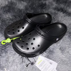 Crocs Classic black clogs, Size US 9 #clogs #comfort