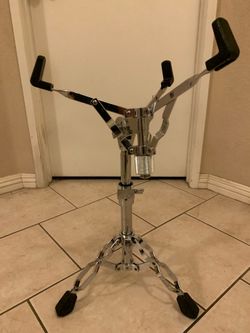 DW snare stand