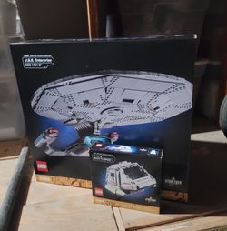 LEGO STAR TREK TNG 10356 USS Enterprise NCC 1701D plus Stuttle GWP