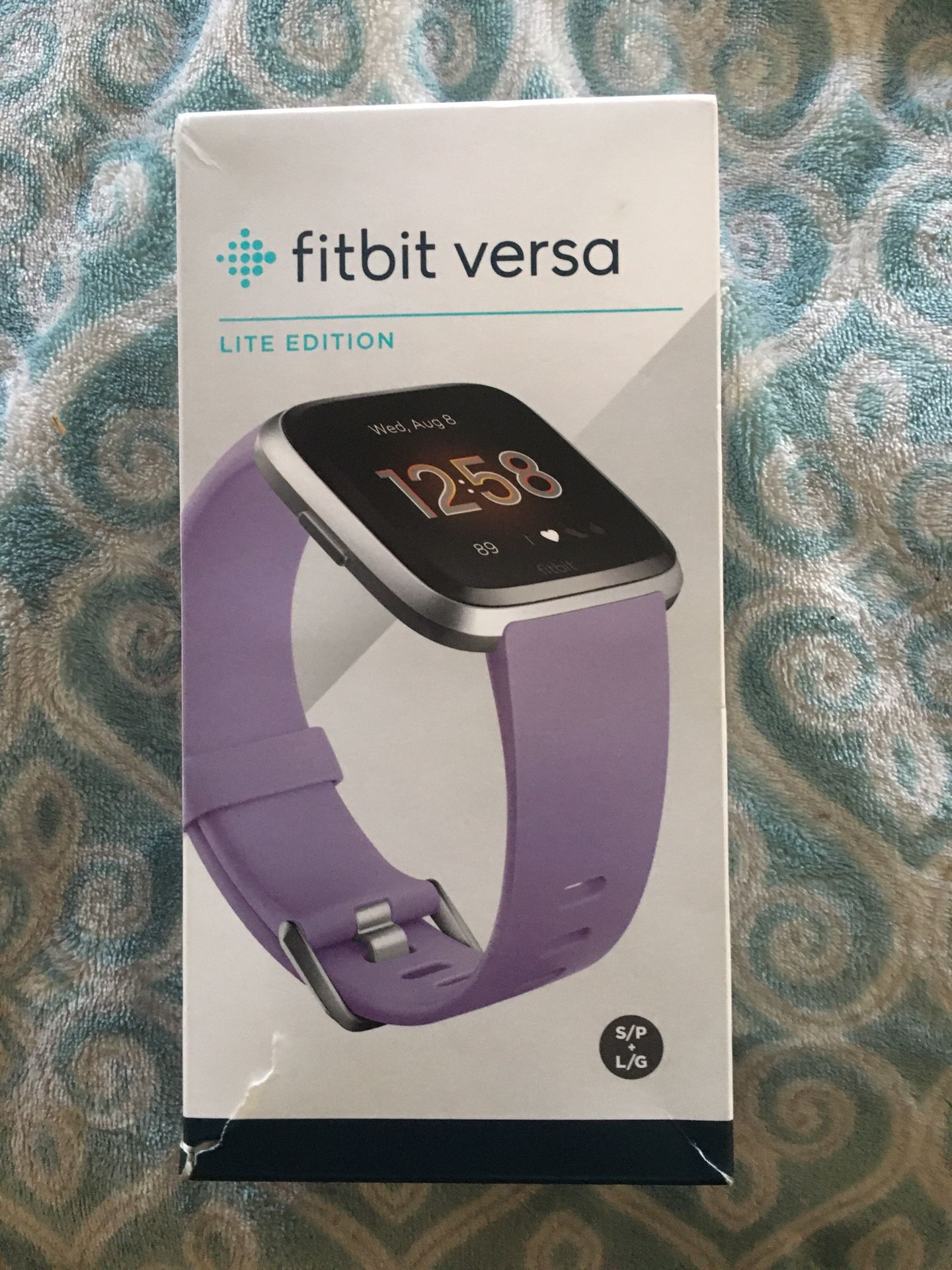 Fitbit Versa (Lite Edition).... New!