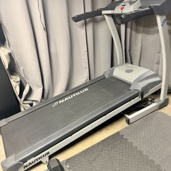 Nautilus Folding Treadmill