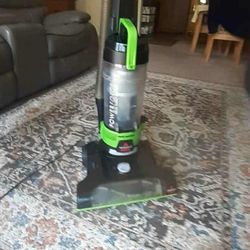 Bissell Powerforce Helixturbo Rewind Pet Upright 