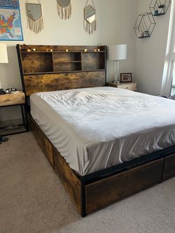 NEW QUEEN SIZE BED FRAME WITH 6 STORAGE DRAWERS LED LIGHTS CHARGING STATION
