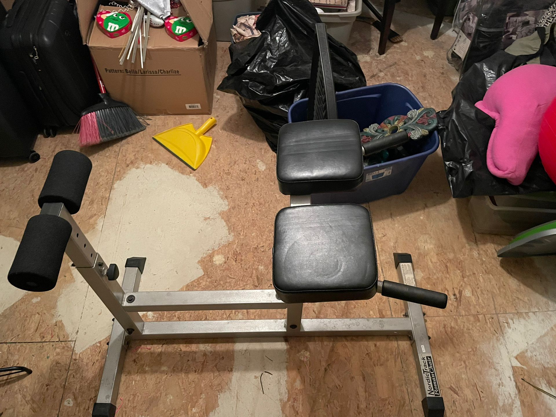 Bodysmith eleadtic roman chair