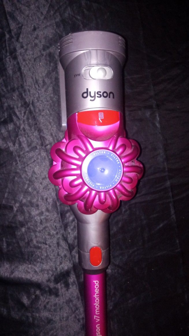 Dyson Cordless Vacuum