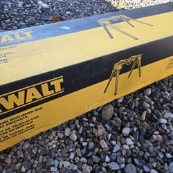 Dewalt Work Stand With Mitter Saw Clips 