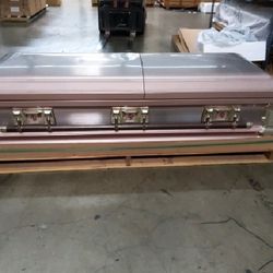 Primrose with Silver Brush / Pink Velvet
Casket