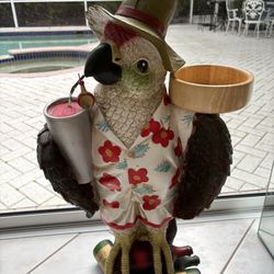 Fabulous 29” Polynesian Bombay Company Style PARROT TOURIST HAWAII BUTLER TABLE SERVER STATUE.