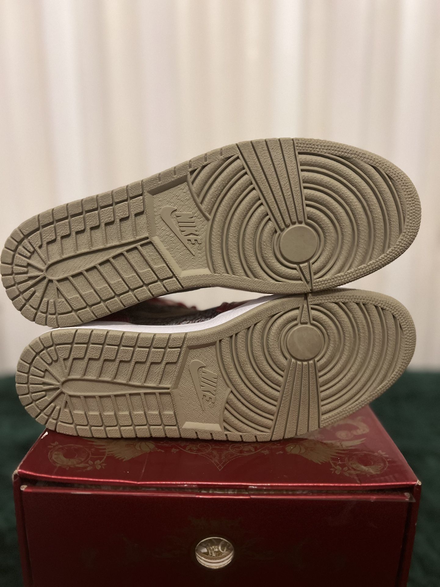 Size 12 - Levi\