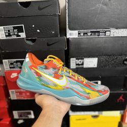 DS Kobe 8 Protro Venice Beach size 10.5