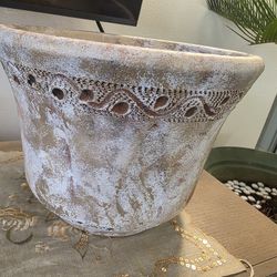 12" x 10" terracotta pot