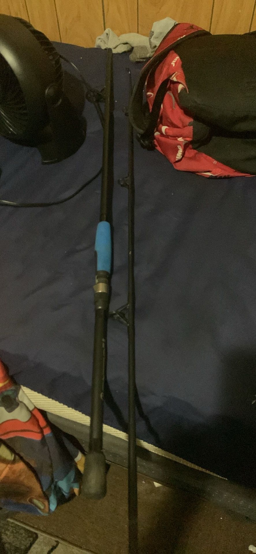 8-7 ft fishing pole and reel