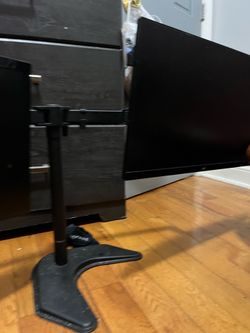 ViewSonic Dual Monitor Setup w/ Adjustable Stand - Works Great