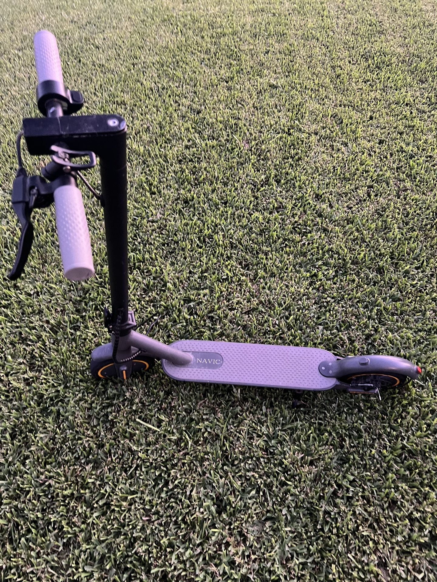 Navic T5 Eletric Scooter