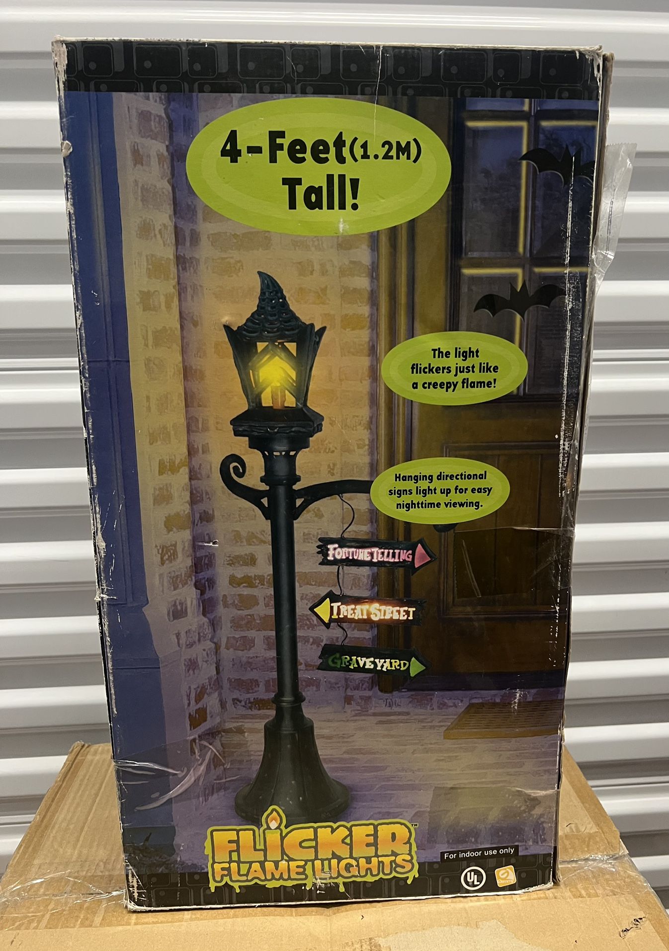 Halloween Gemmy Flicker Flame Lights 4 ft Lamppost! Vintage! Rare!