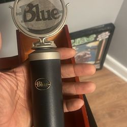 🎤 Blue Baby Bottle Condenser Microphone 