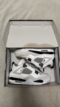 Jordan 4 Retro Military Black