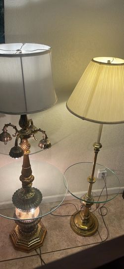 2 Vintage Floor lamps w/glass tray table Pre-Owned. Pick up only, Millbrook & Dakota Fresno.