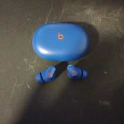 Beats Studio Buds 