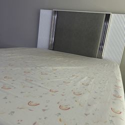 White Bed Set With LED Lights 