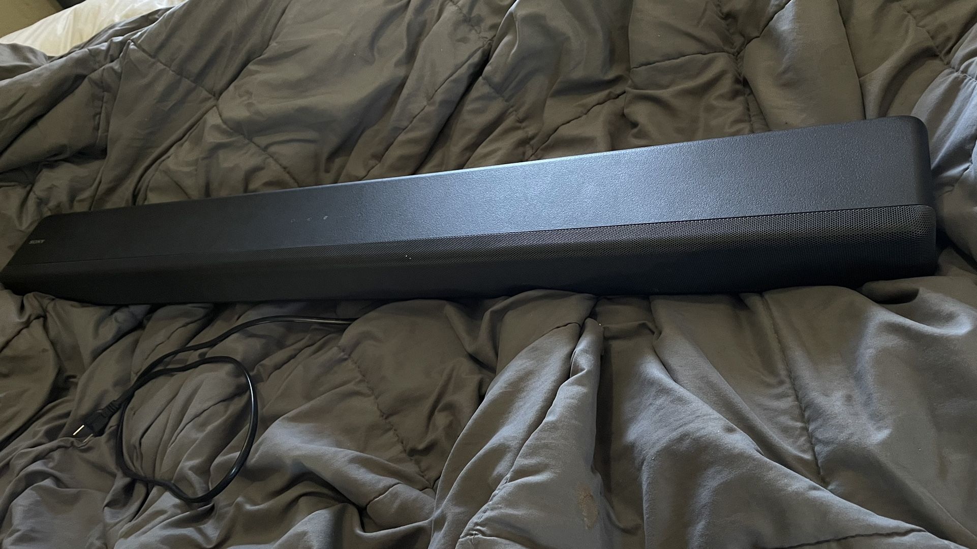Sony 3.1 CH HT-G700 Soundbar W/Remote And Subwoofer