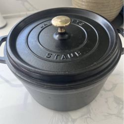 Staub 24