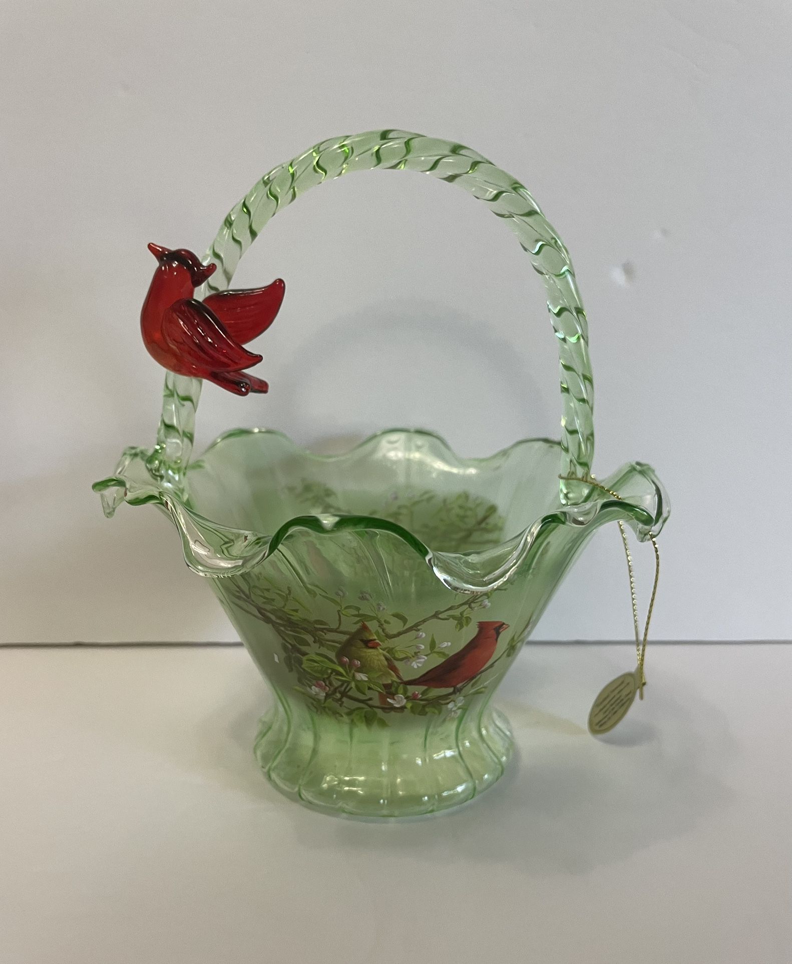 2012 Bradford Exchange “Cardinal Serenade” Art Glass Basket Original Tag Attached