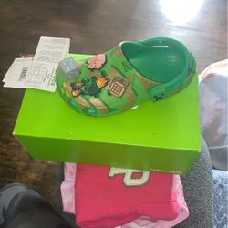 Crocs
