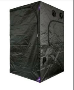 GroXcess 4x4 tent