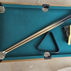 Table Top  Pool Table
