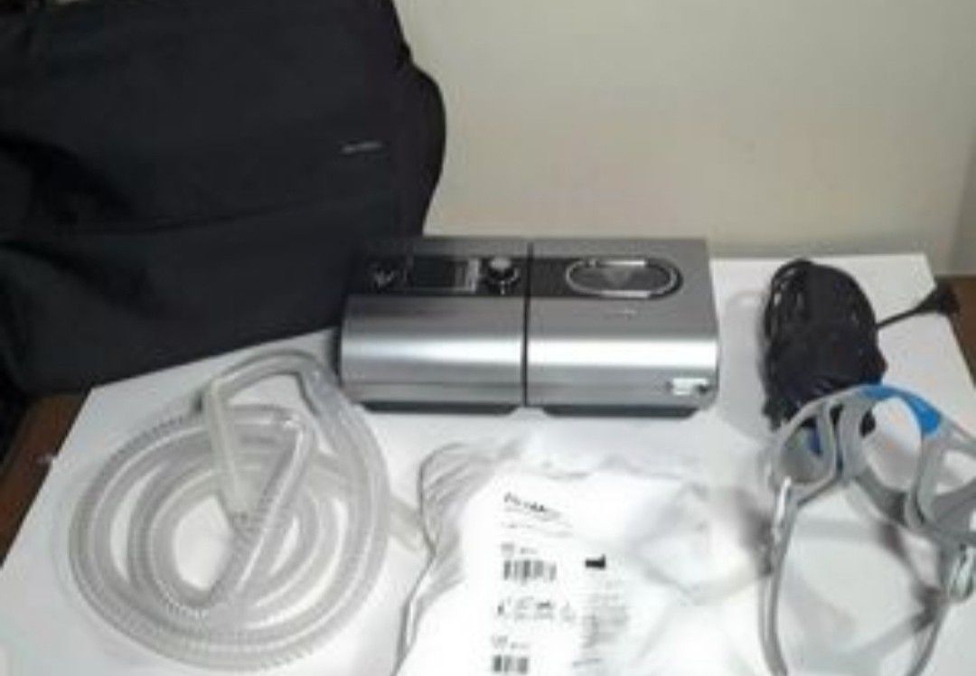 Resmed S9 H5i Heated Humidifier CPAP Machine.